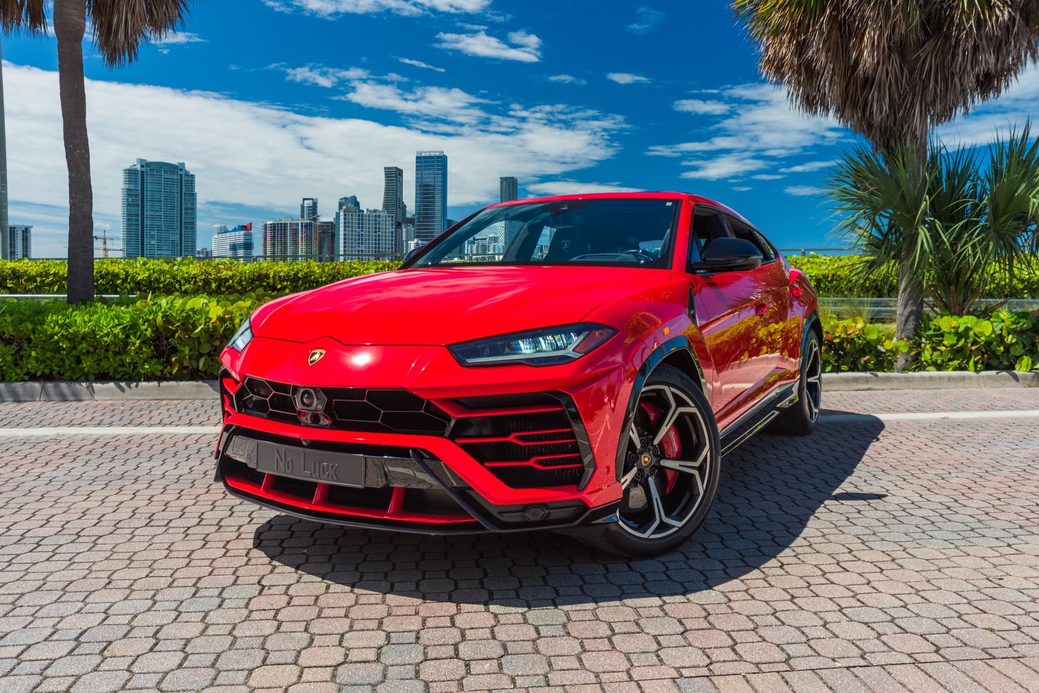 Lamborghini Urus (Red)