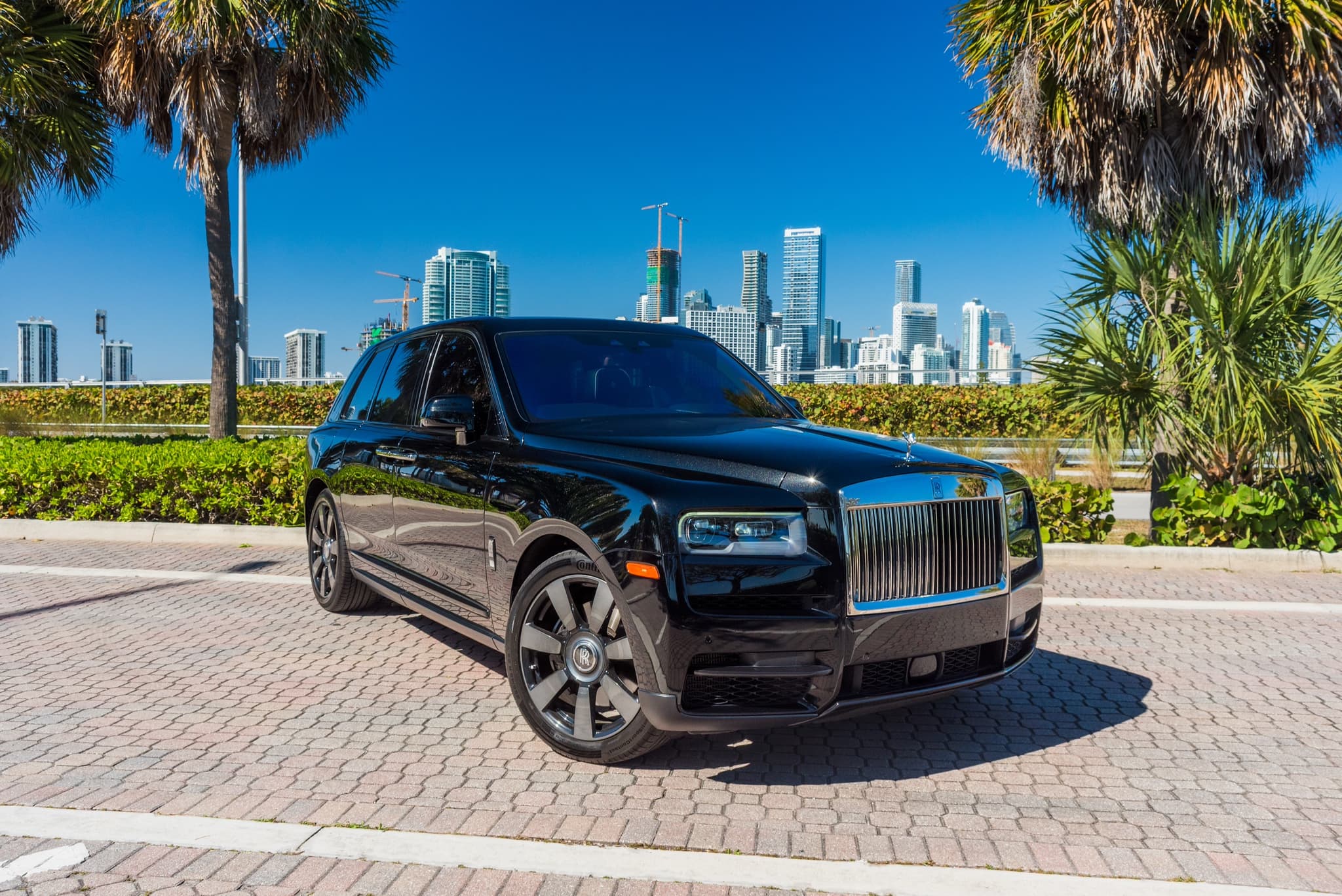 Rolls-Royce Cullinan - photo 2